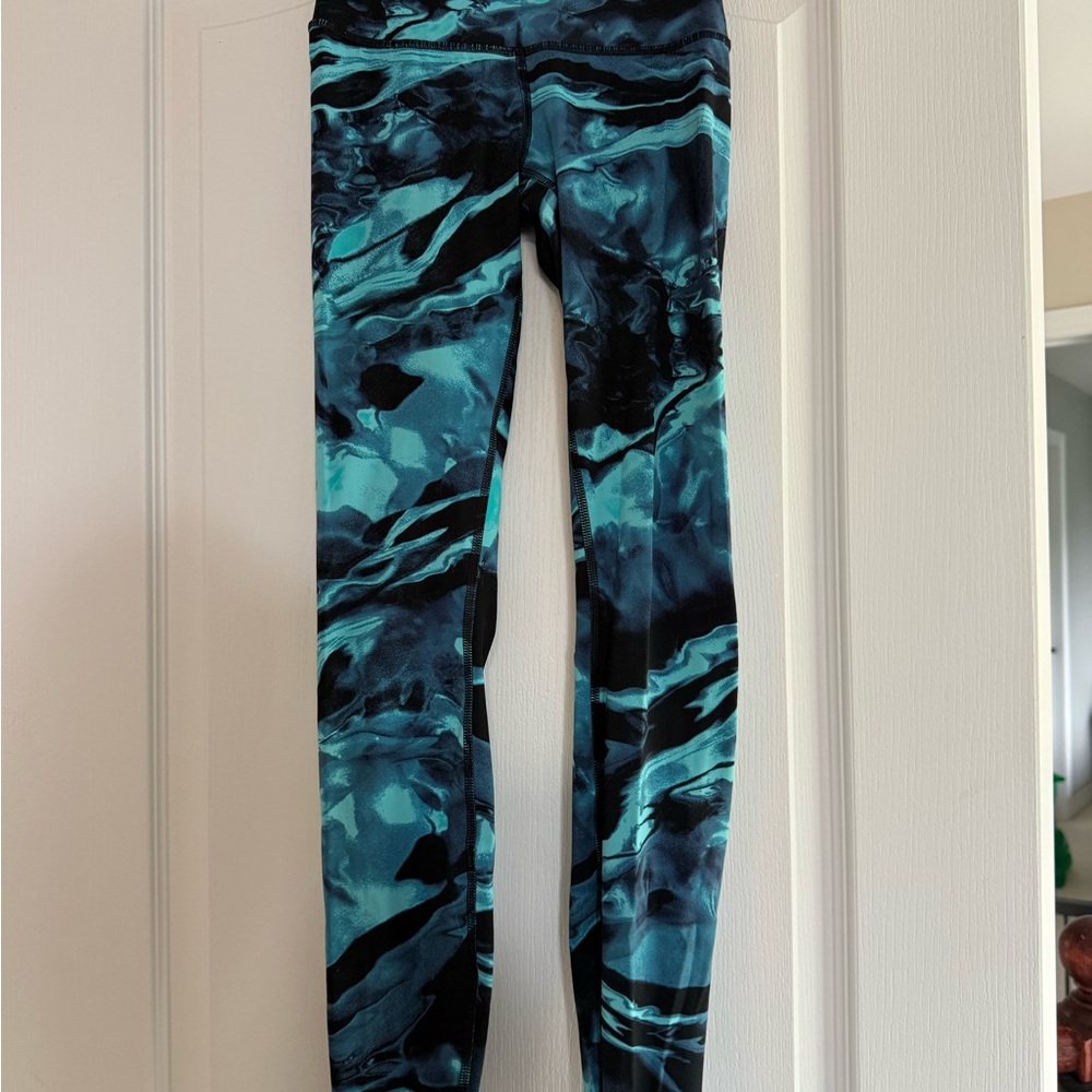 lululemon athletica Teal and Black Marble-Print Leggings